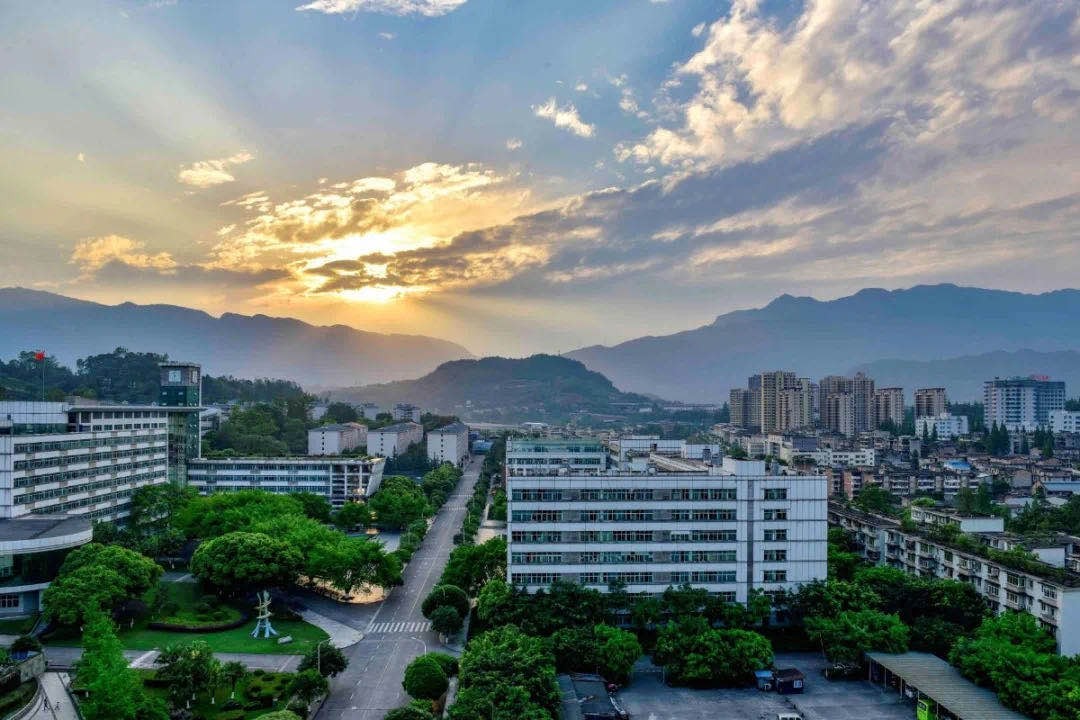 四川大学一等奖是谁,四川高校国家奖项