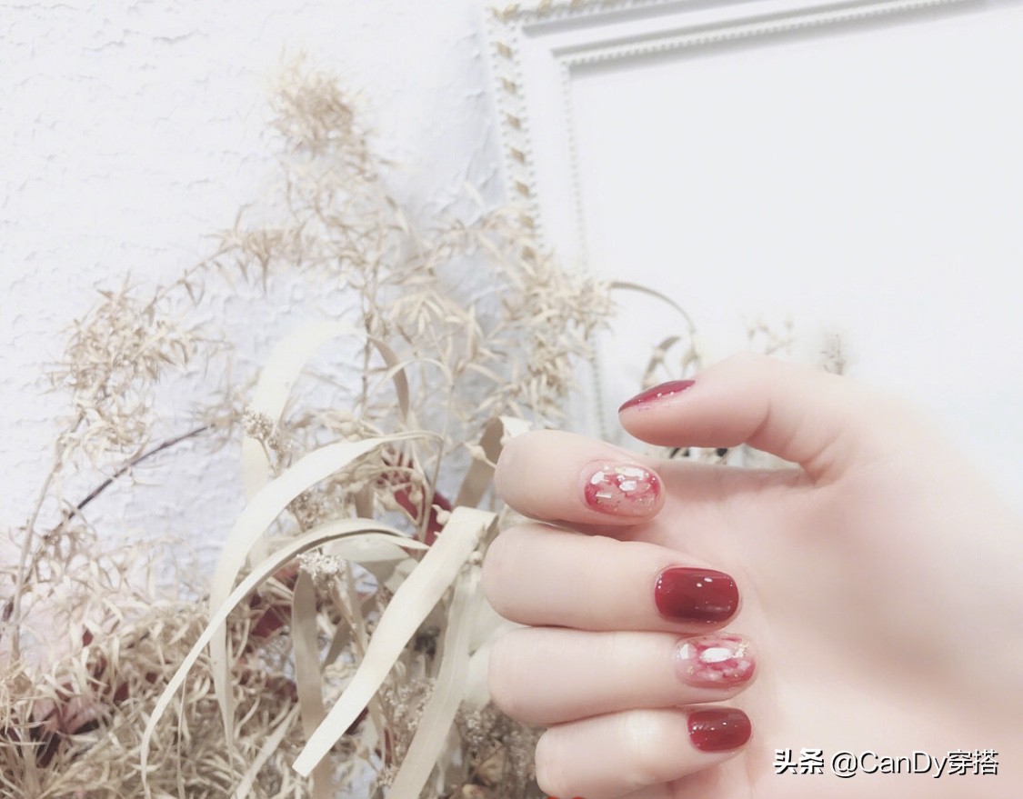 穿新衣迎新春,穿新衣拜大年