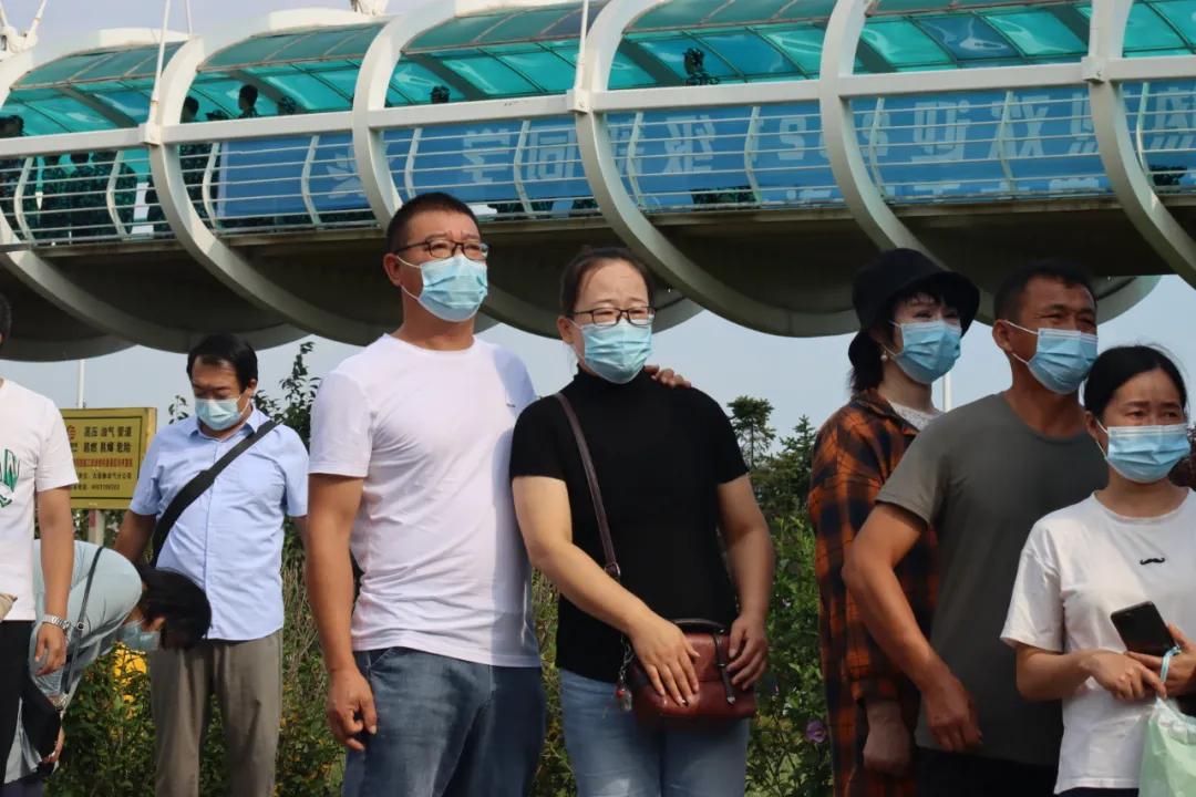 迎接新工人,欢迎新老工人