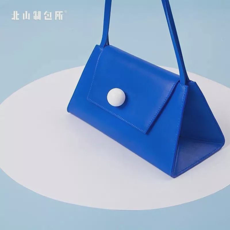 泫雅宋妍霏,欧阳娜娜泫雅宋妍霏穿搭