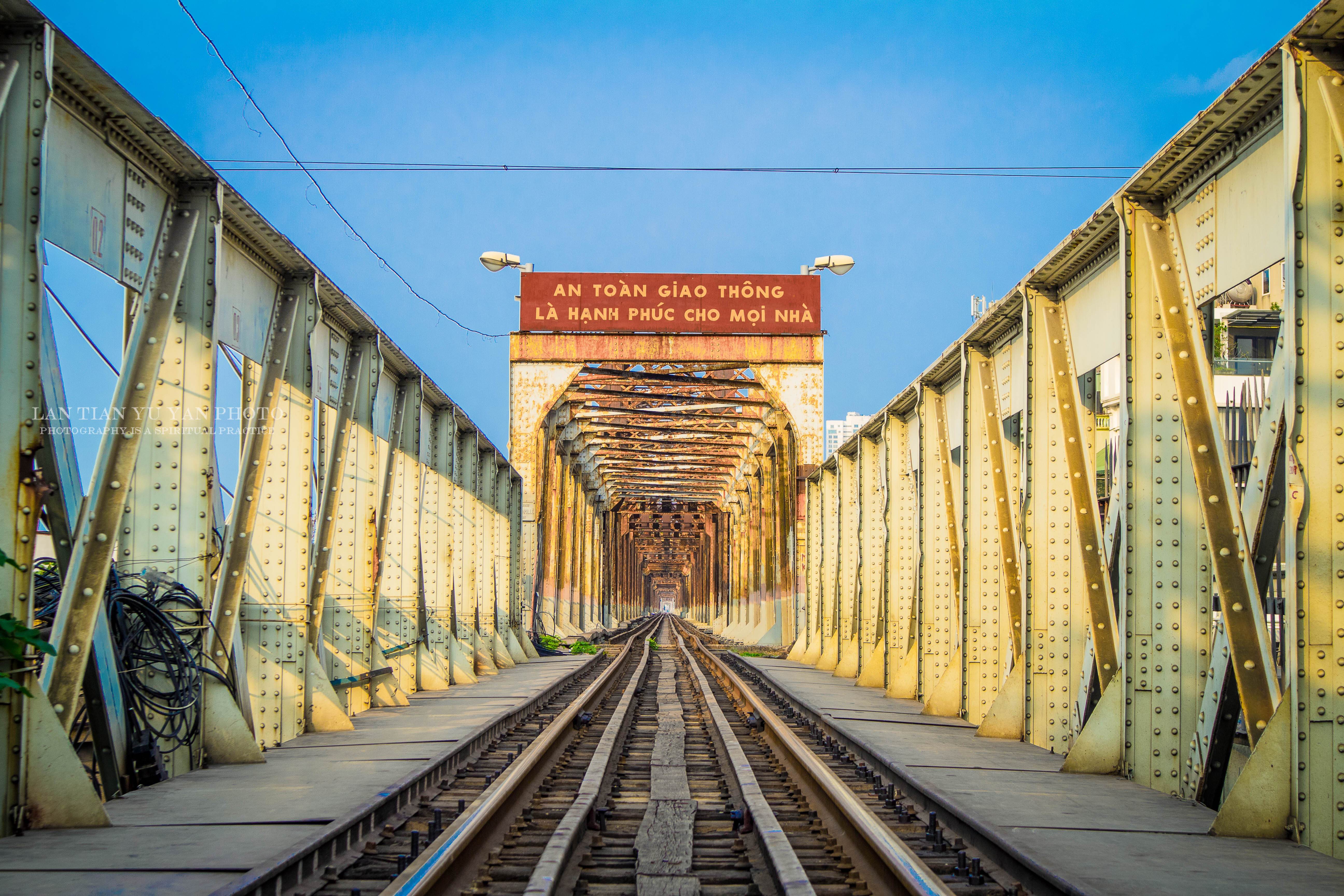 去越南玩三个月要带多少钱,去越南玩一趟要多少钱