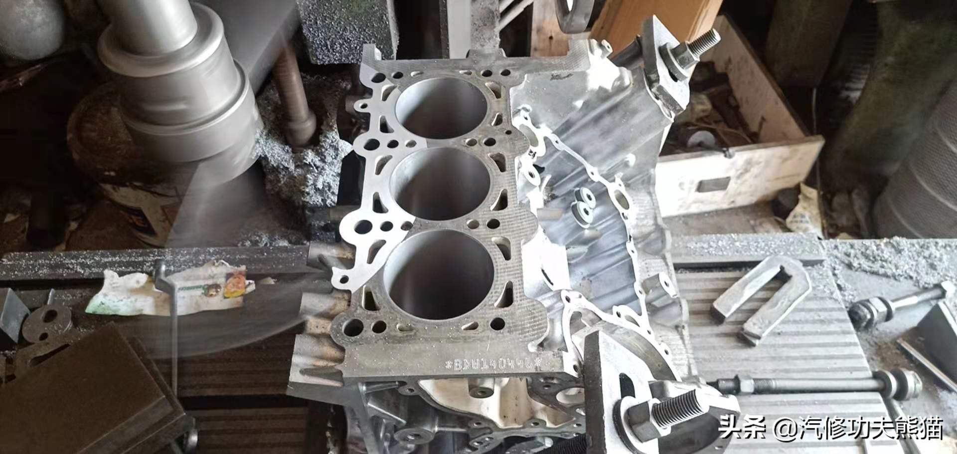 16万km的奥迪a62.0t烧不烧机油,13款2.0t奥迪a6l烧机油