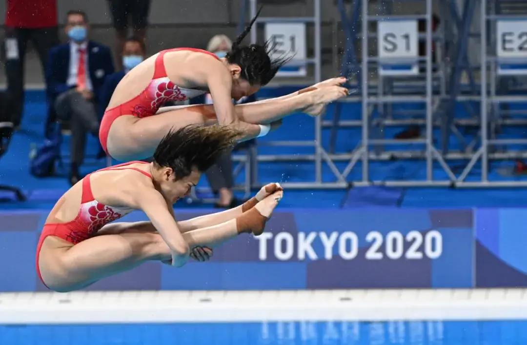 看近期的所有新闻,看今日头条大事