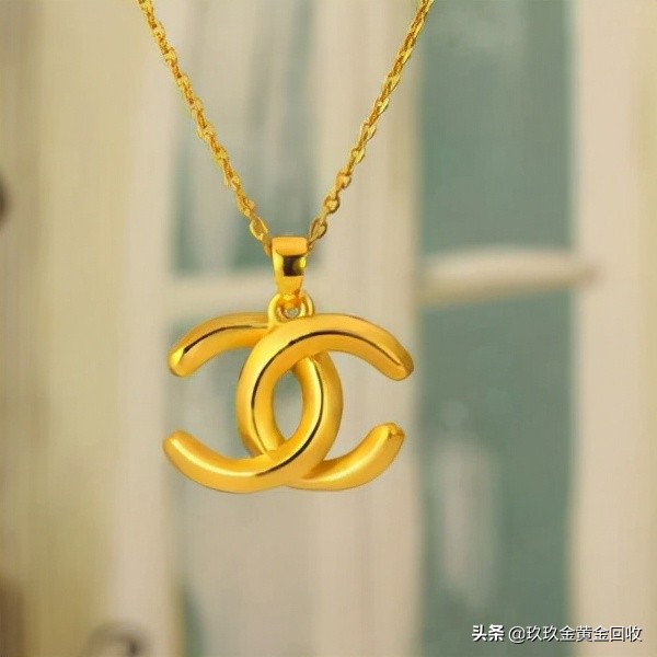金项链999足金吊坠香奈儿,香奈儿项链18k吊坠硬金