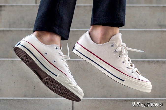 哪个品牌的运动鞋质量好价格实惠,世界上十大运动鞋品牌