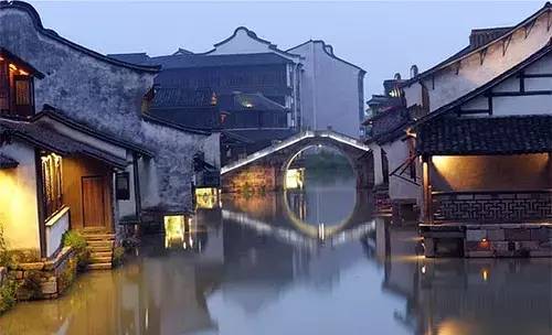 山如碧浪翻江去译文,山如碧浪翻江去下一句