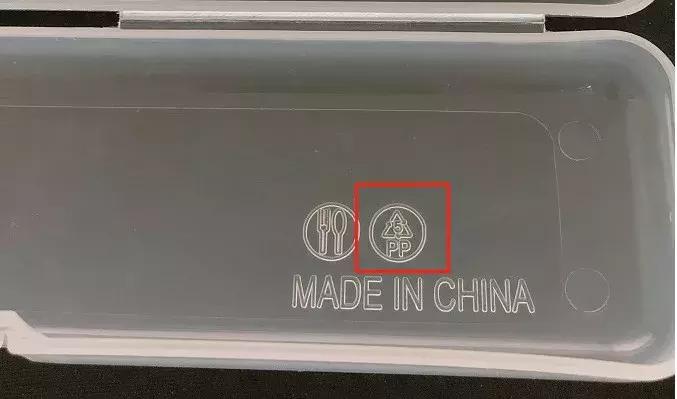 银水瓶喝水有什么危害,用这样的杯子喝水只会毁健康