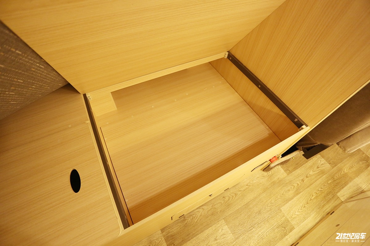 福特新全顺b型v362房车缺点,福特新世代全顺proc型房车实测