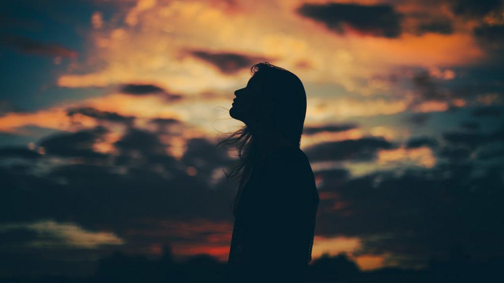 总是渴望拥抱是什么心理,心理学解释渴望拥抱