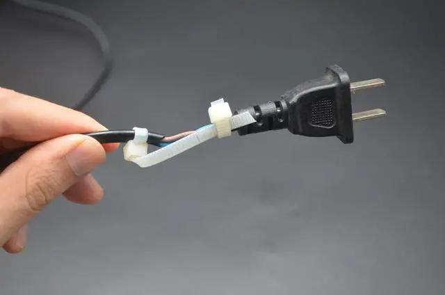 电线插头根部破裂该如何维修,电线插头根部烧断了怎么修复