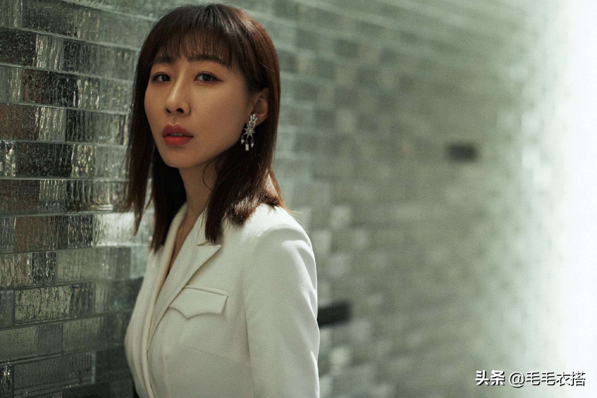 如何养成自然上镜脸,长得土气不上镜