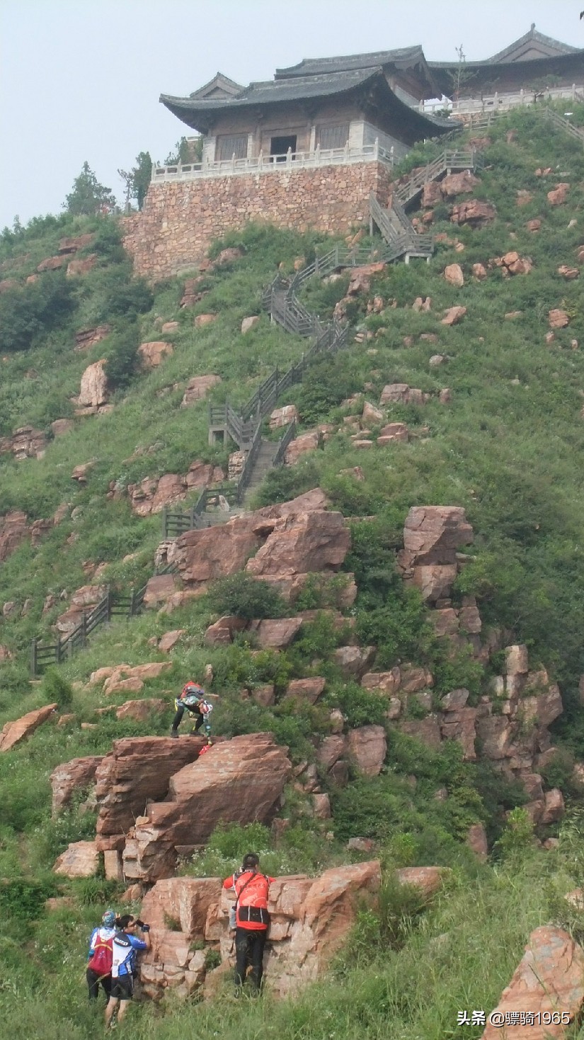 洛阳万安山山顶祖师爷庙骑行,洛阳爬万安山