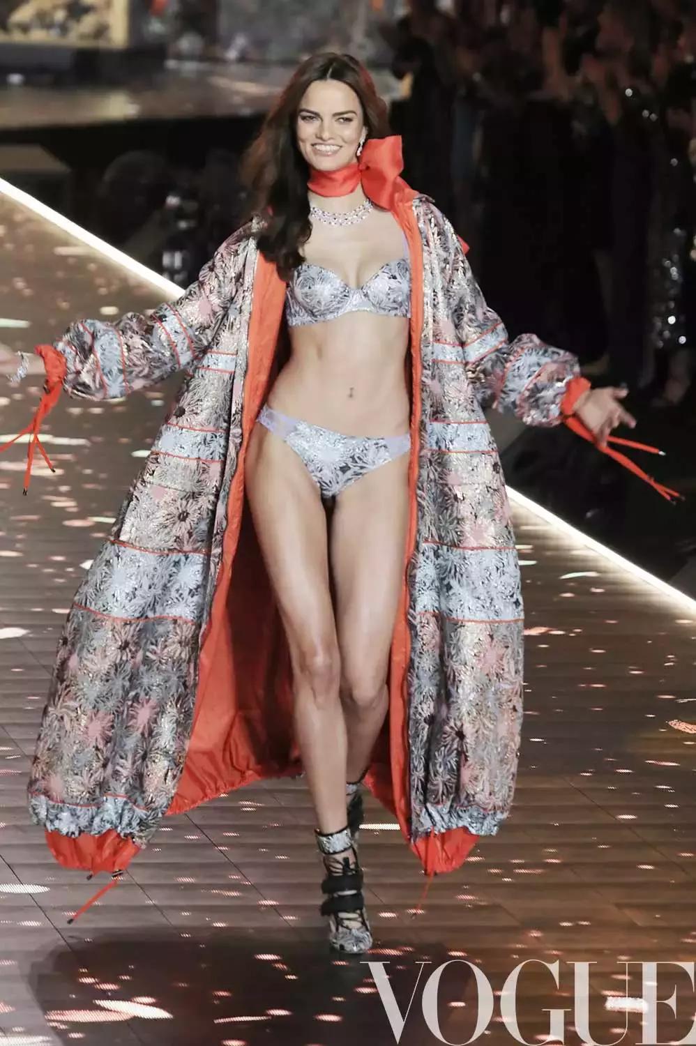 又是一年维密大秀,维密身材最美