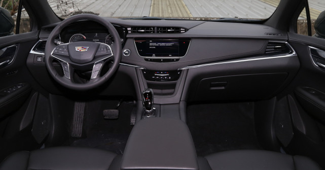 35万提新车,35万的凯迪拉克xt5