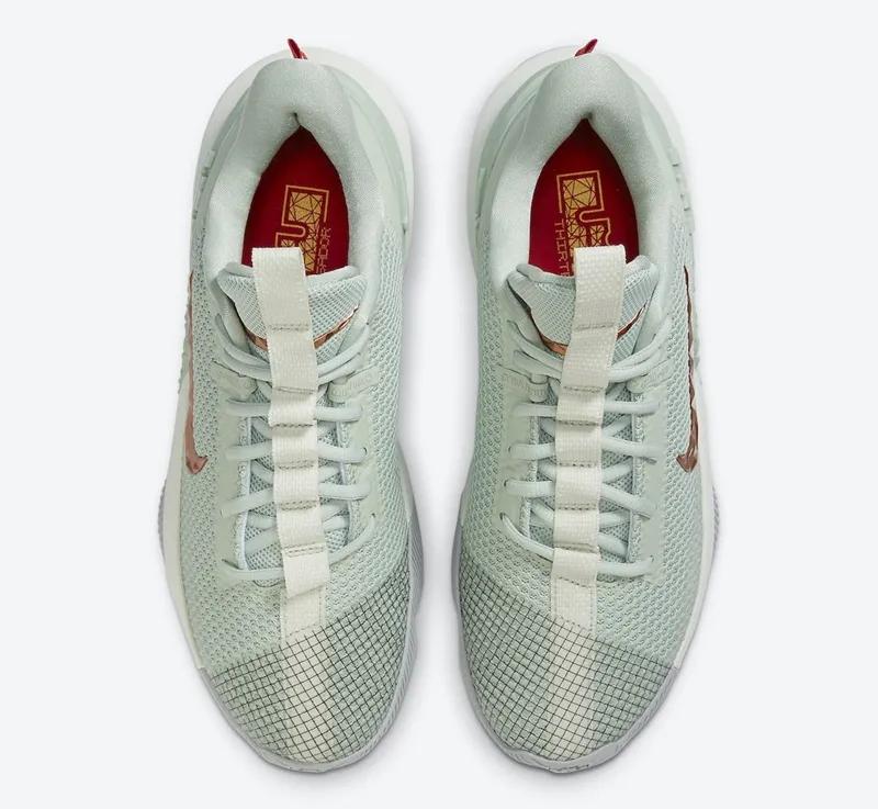 砍掉前掌Zoom?使节13减配,你接受吗?