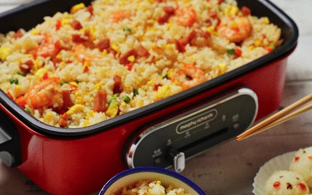 曾经造过飞机的83岁英国品牌,出了款高颜值多功能料理锅火遍全网