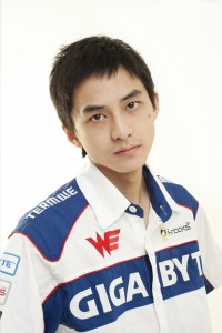 WE唯一单身狗微笑？老队员或将齐聚CJ，网友：你是GG还是MM