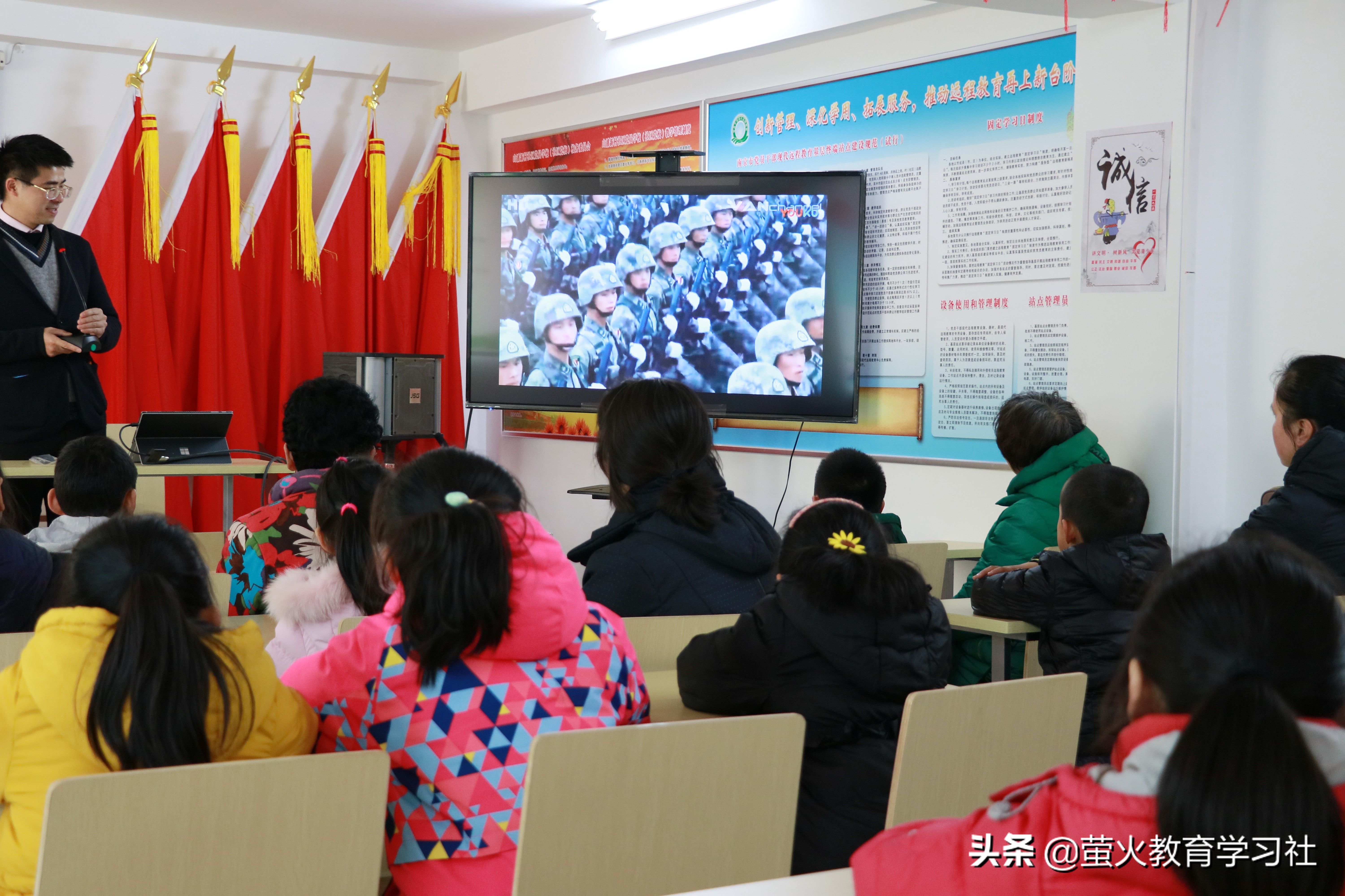 山潘社区携手江苏恩赐方开展“我的世界”蝶变活动