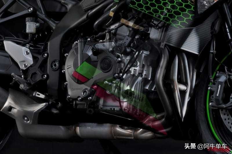 2021款川崎全新kawasakizx-25r,川崎四缸250跑车zx25r测评