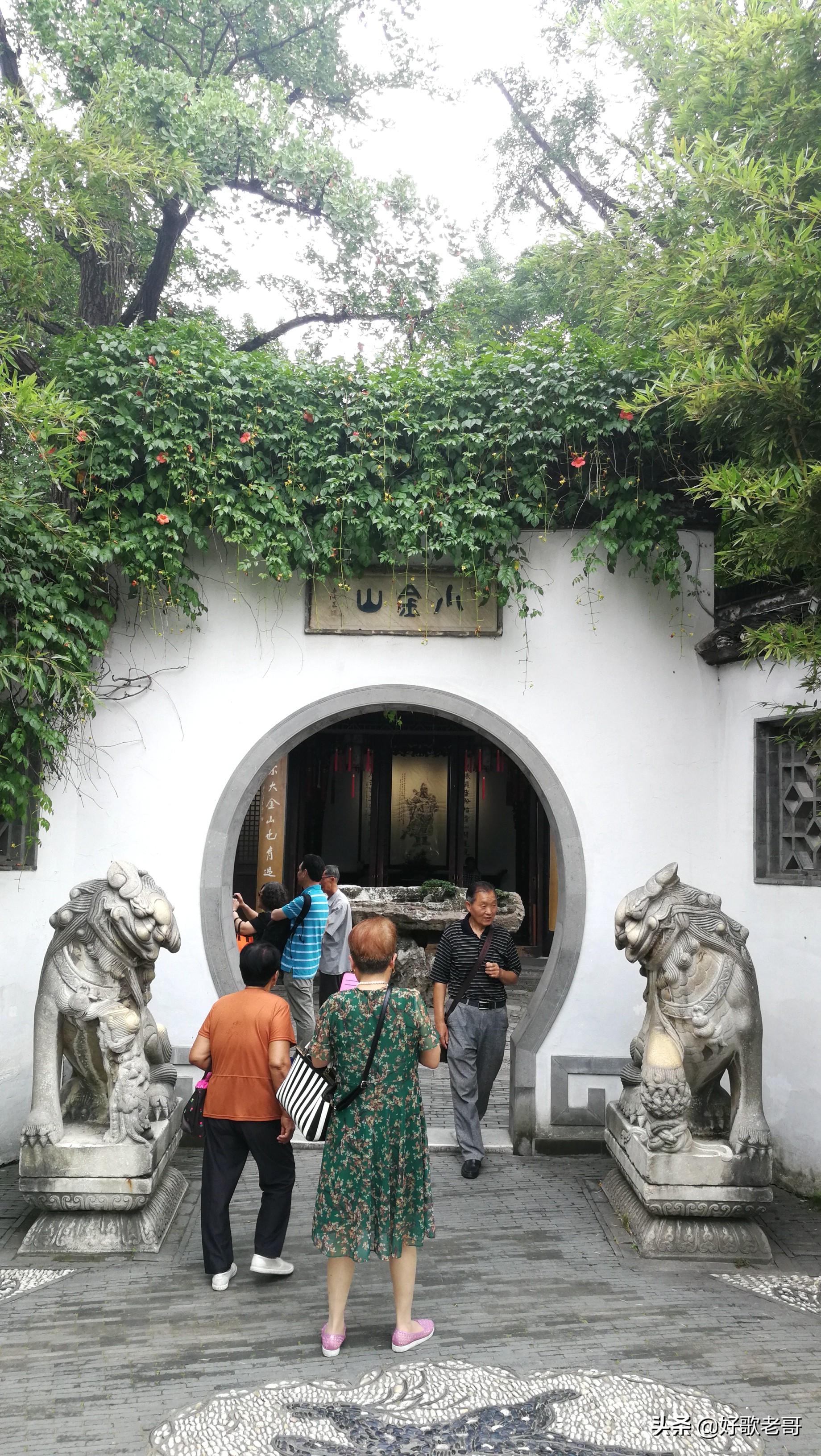 十里湖光，清澄缥碧，花木扶疏，连绵滴翠…瘦西湖游记