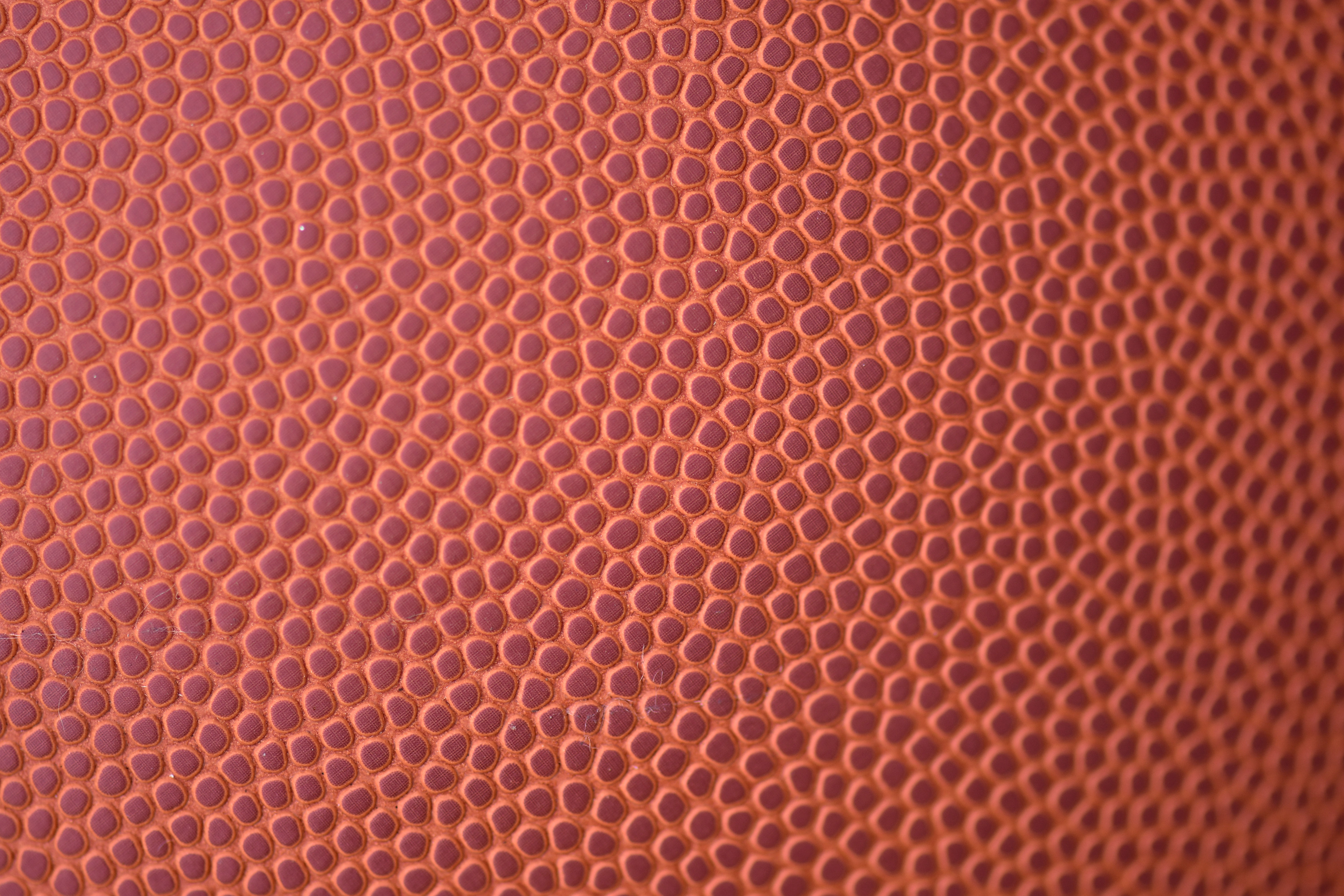 怎么给孩子挑选篮球,买篮球应该怎样挑选