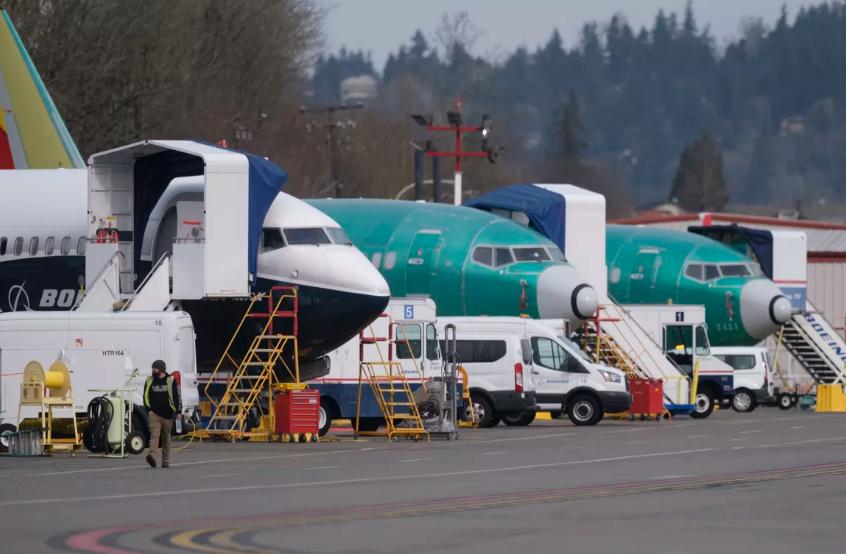 二十万俄罗斯人签名要停飞国产客机？幕后黑手可能是波音