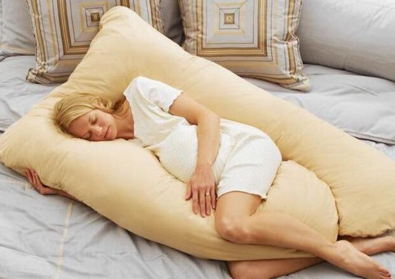 准妈们必须知道孕期正确睡姿详解,前三月养胎最佳睡姿图