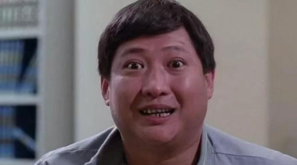 洪金宝现状怎样,抛弃原配突然娶女徒弟