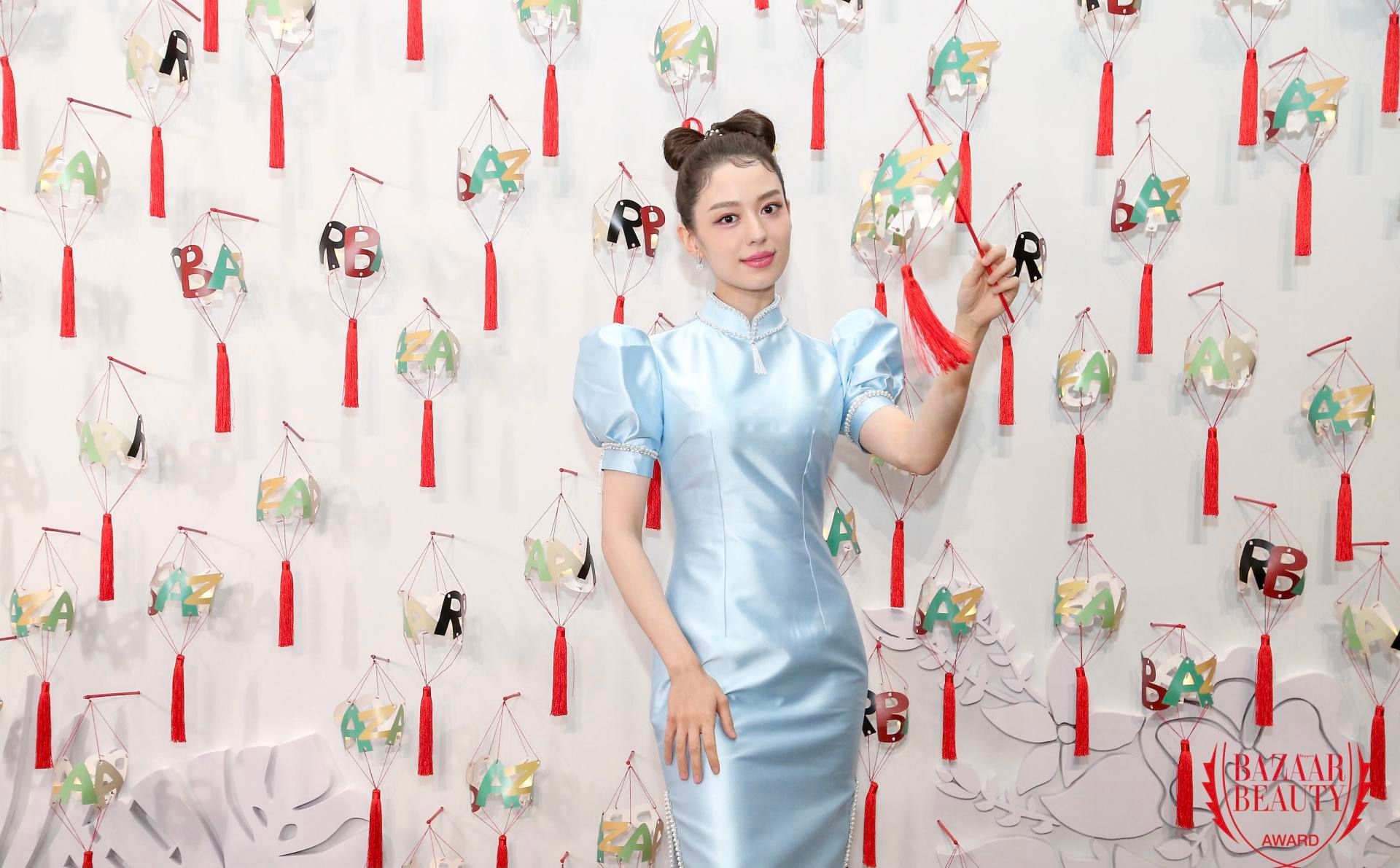 吉娜穿旗袍秀全身照,吉娜穿旗袍短款