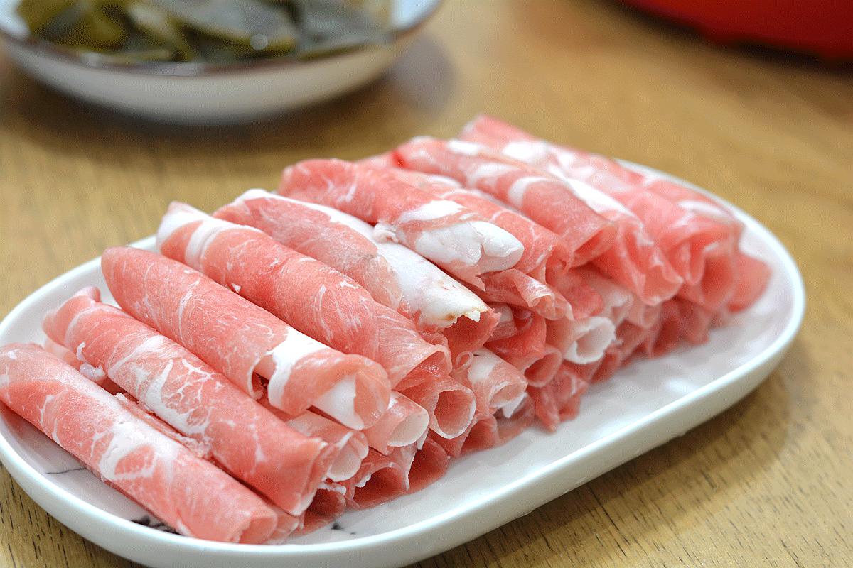 自制清水涮火锅,在家涮火锅必备什么菜和底料最好