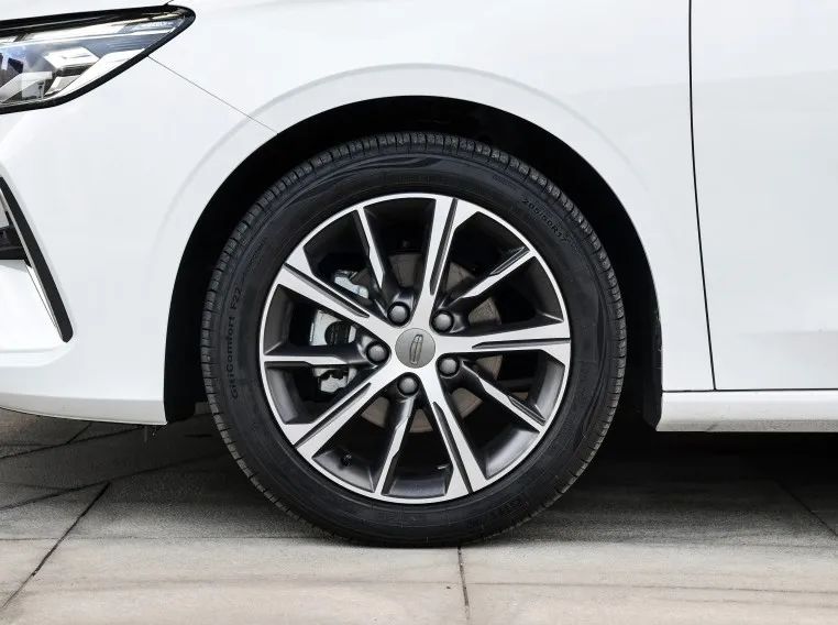 第四代帝豪现在行情,四代帝豪上市抄底老款