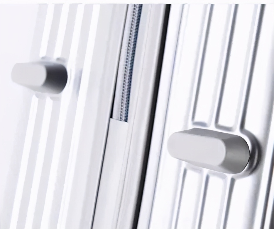 五一必备万向轮复古行李箱,万向轮复古行李箱