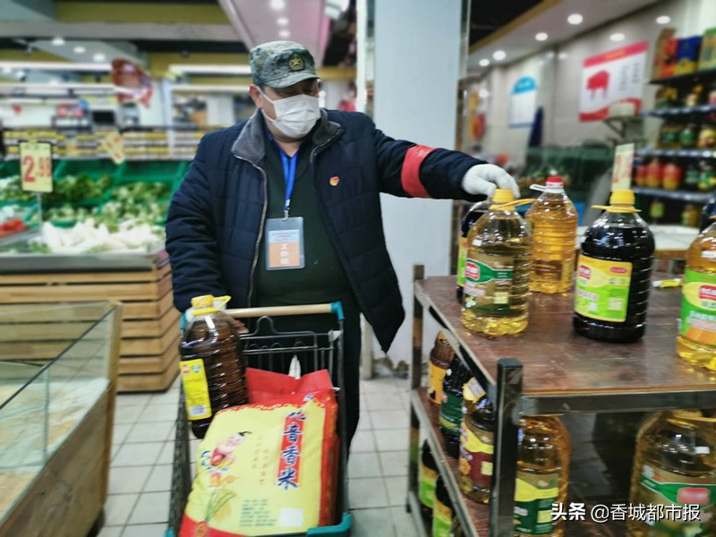 一个电话、一条微信、一份清单！村（社区）变成代销店，干部当起代购员