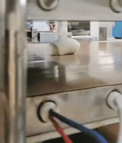 看看这几个工厂机械的动图，看着好像还挺有意思的啊