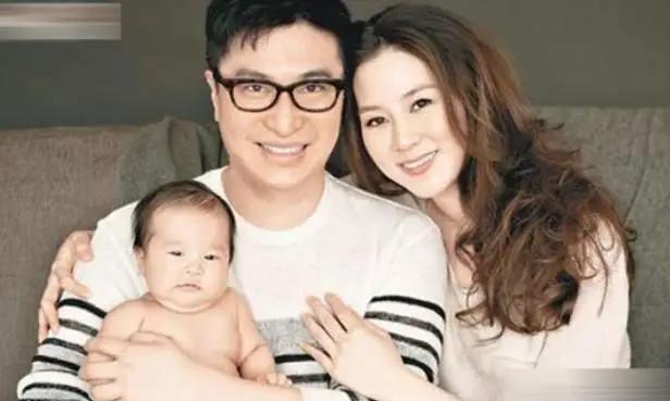 14岁出道，24岁退圈嫁入豪门，10年生4胎的徐子淇，如今过得怎样