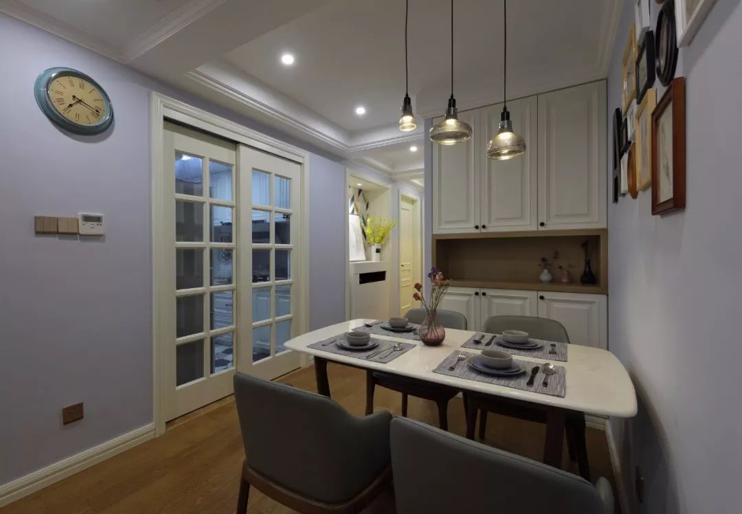 定制餐边柜子不显压抑,定制餐边柜留空