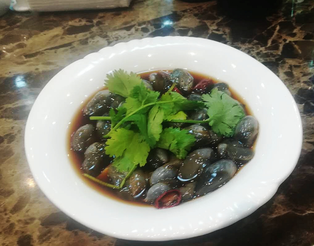 朋友生日请吃饭还得大家平摊买单,朋友生日请吃宴席