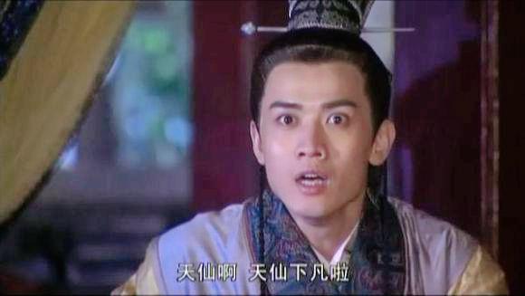 出场前吹成绝世美人,出场后却大失所望,看了感觉真尴尬