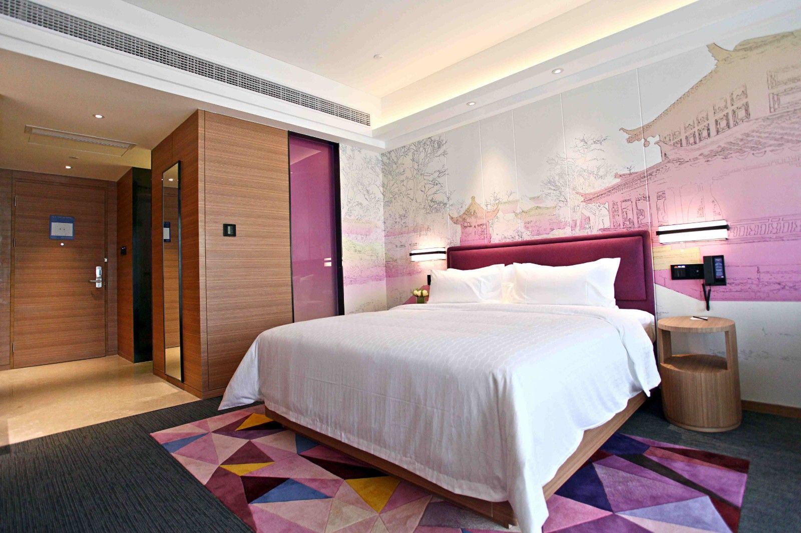 苏州希尔顿欢朋自助餐,住苏州希尔顿送东吴水韵