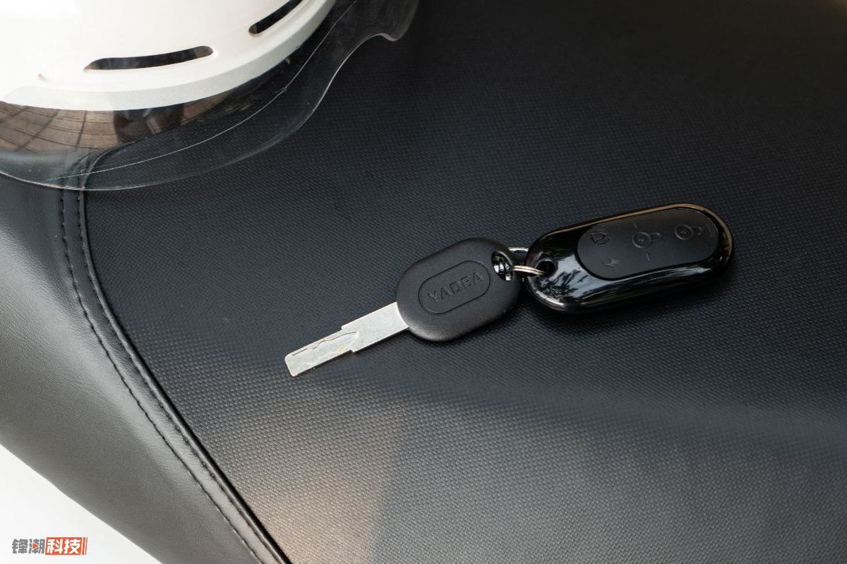 雅迪冠能t5电机是1200w还是800w,雅迪t5冠能版1200w和800w哪个好