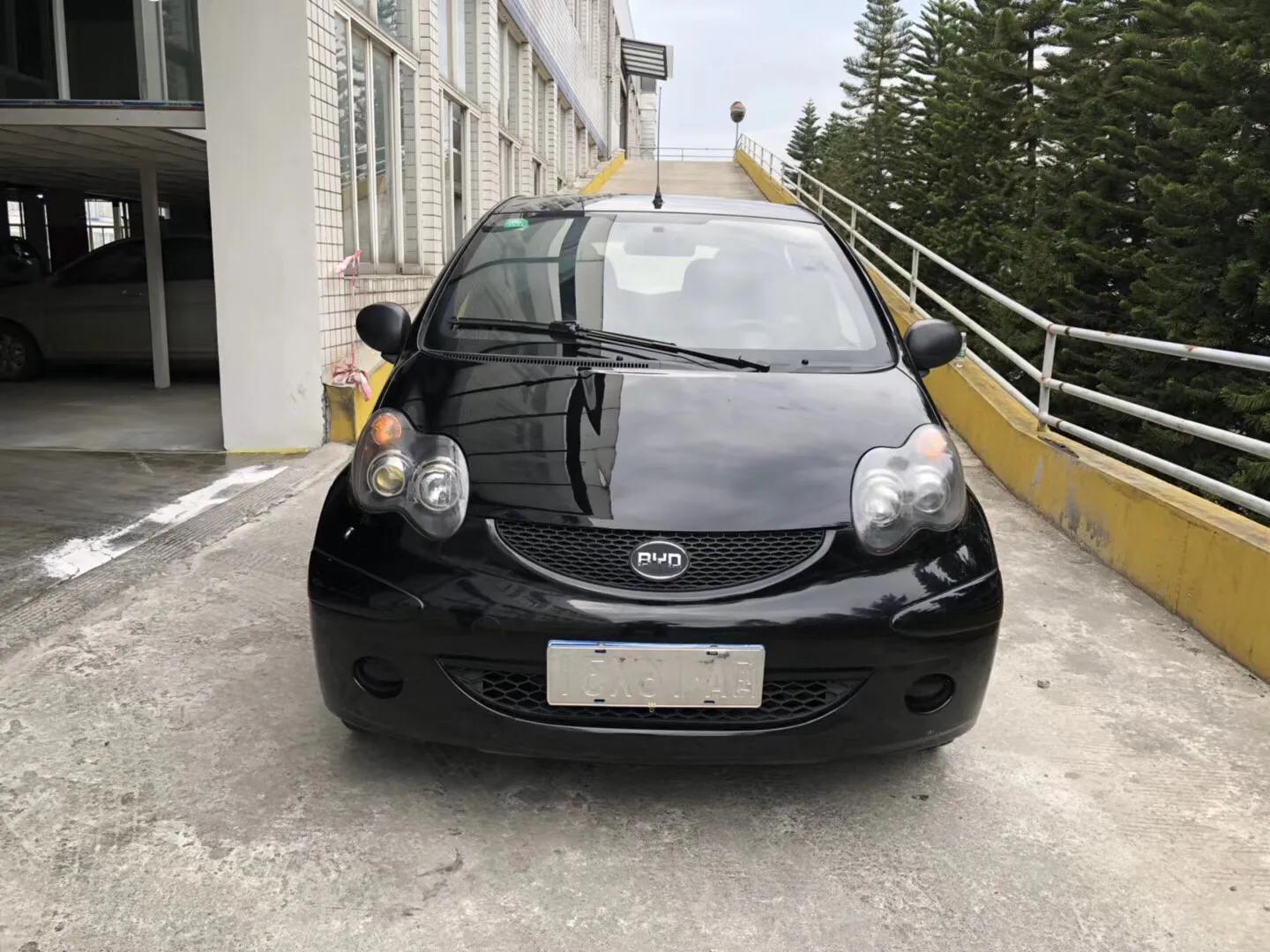 15年比亚迪f01.0自动是什么变速箱,13款比亚迪f0低配带无钥匙进入吗