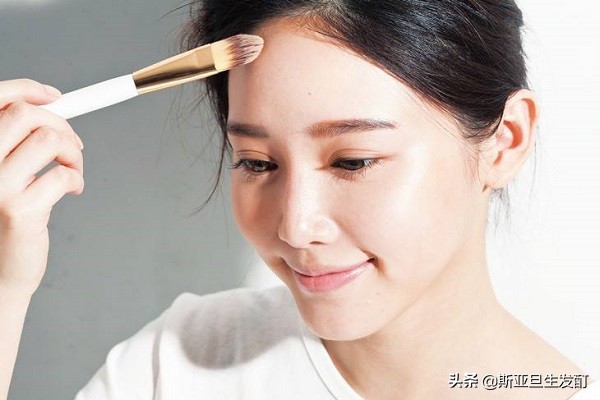 天生脑门大发际线高,天生发际线高怎么办能降下来