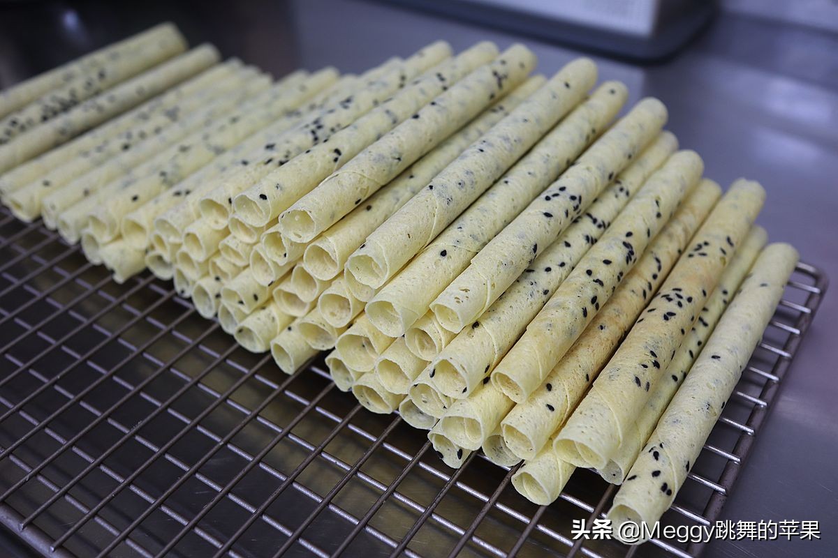自制蛋酥卷为什么不酥,爱优新生黑芝麻蛋酥卷