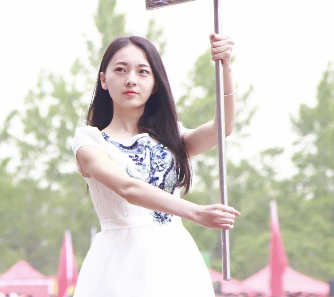 陕西高颜值的大学生,清华学霸颜值惊呆网友