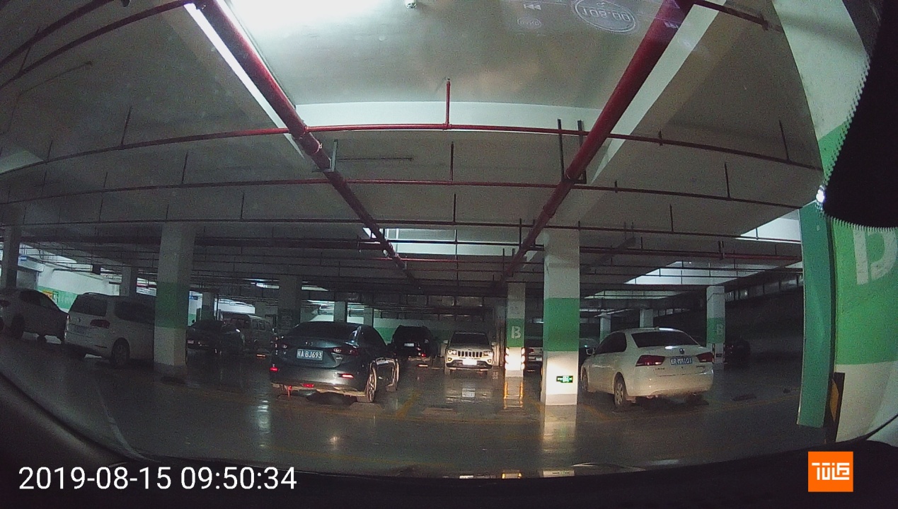 70迈智能后视镜梦想版评测,70迈智能后视镜和梦想版区别