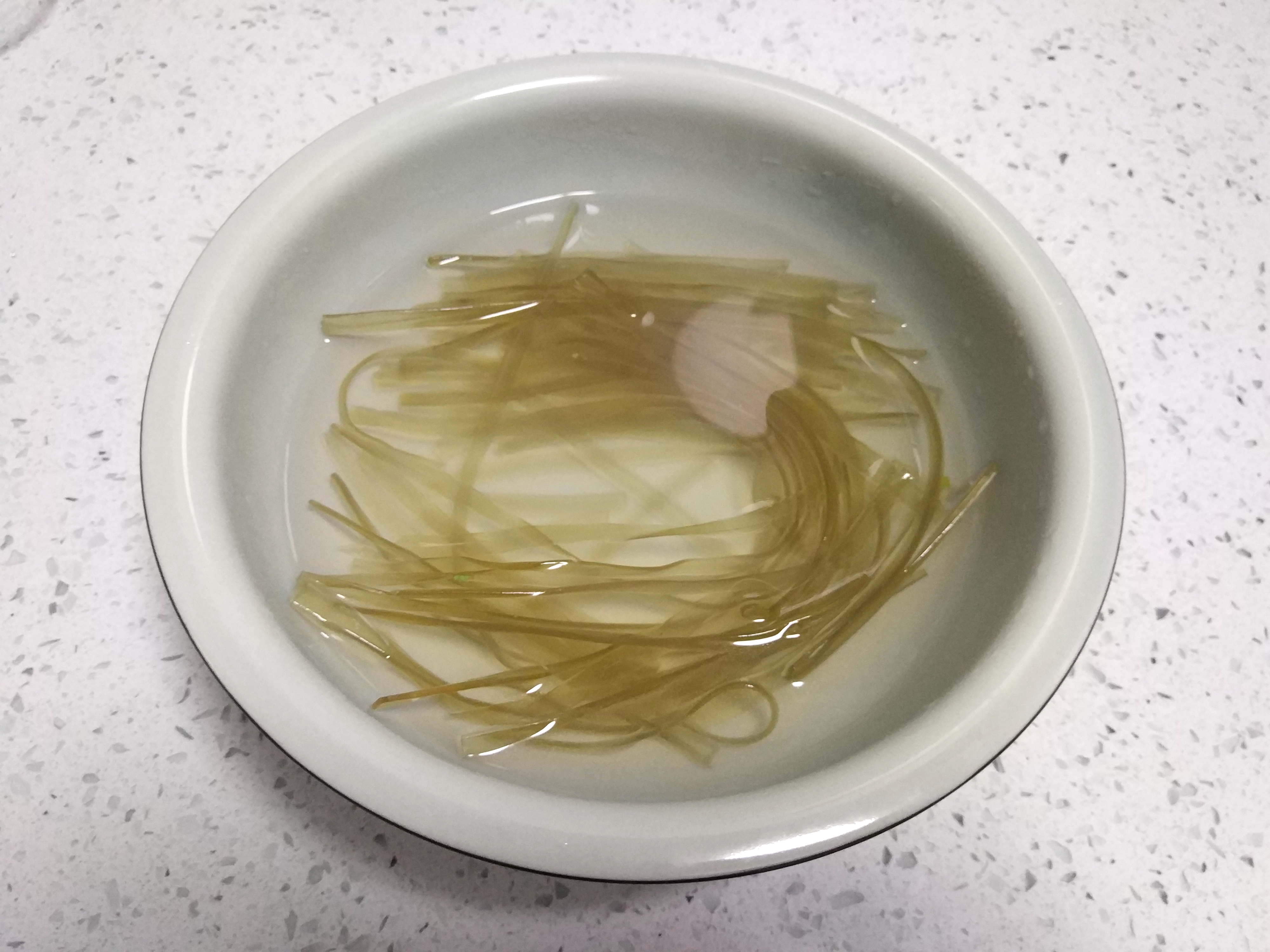 滑肉汤这样做，汤鲜味美，肉质Q弹爽滑不掉粉，老少皆宜非常好喝