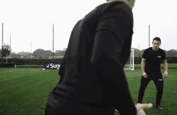 足球小角度破门技巧,足球禁区内如何过人