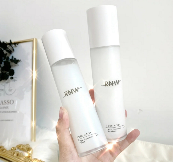 16岁女生护肤品水乳套装,22岁护肤品推荐水乳