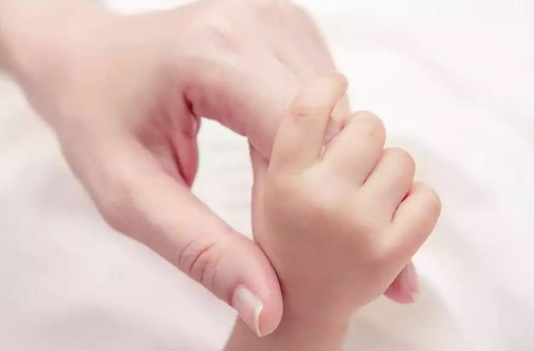 给宝宝剪指甲不剪会怎样,婆婆不让给宝宝剪指甲