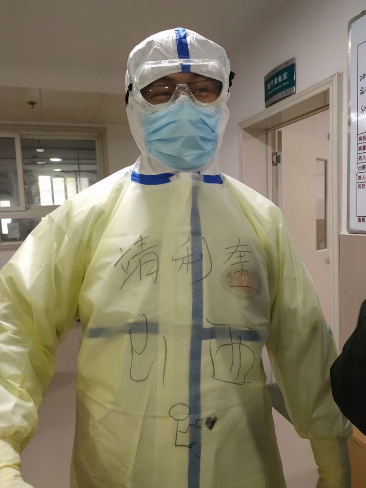 援鄂抗疫,援鄂抗击疫情英雄归来